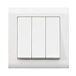 MK ESSENTIALS 3GANG 1WAY WIDE ROCKER-MV4783W1WHI